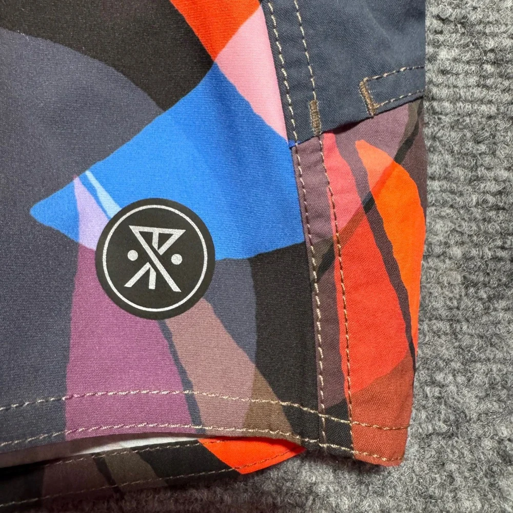 ROARK Boatman Cordura Fabric Board Shorts Size 36 Floral Multicolor‎